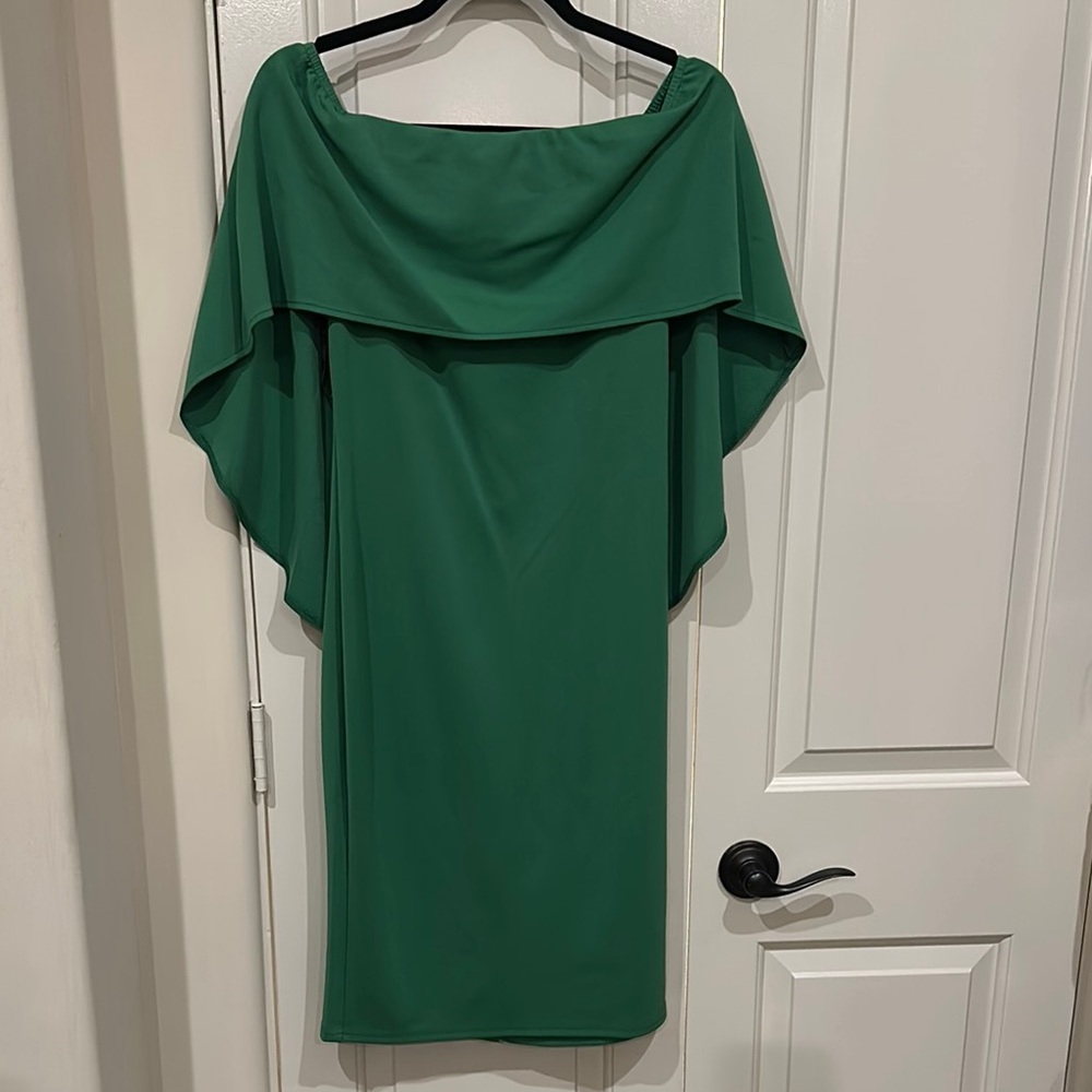 Elegant Green Off-Shoulder Dress
